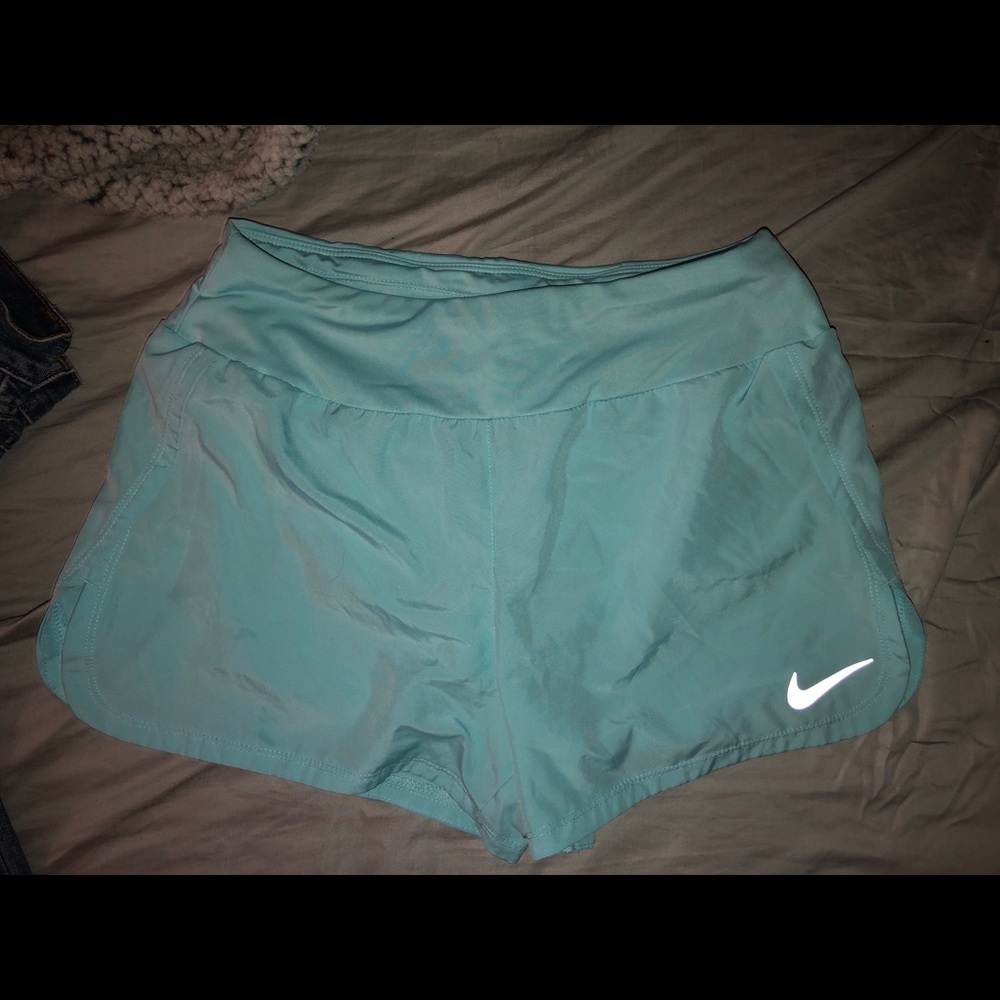 Nike Dry Tempo Shorts